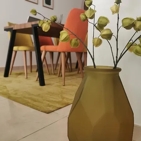 Modern & Spacious2+1 Bedroom With Patio Apartment St. Paul's Bay